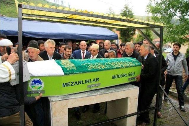 Muhtar Siracettin Geyik, Son Yolculuğuna Uğurlandı 1