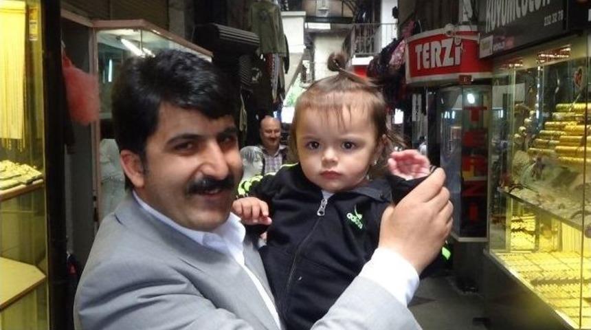 Sıralamaya Giremeyen Aday Adayı, T&uuml;rkiye&rsquo;yi Gezip Ak Parti&rsquo;ye Destek İstiyor