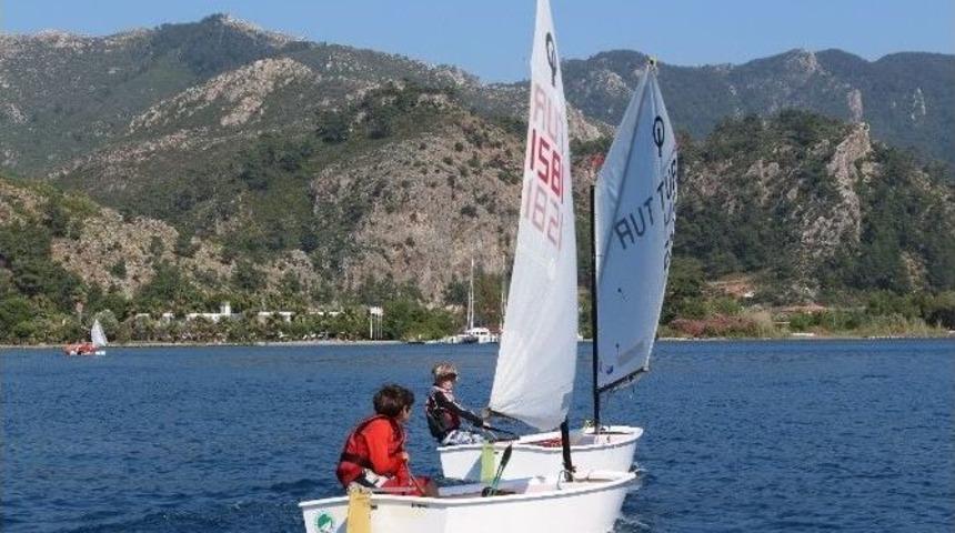 &lsquo;halit Narin Kupası Yelken Yarışları Başlıyor