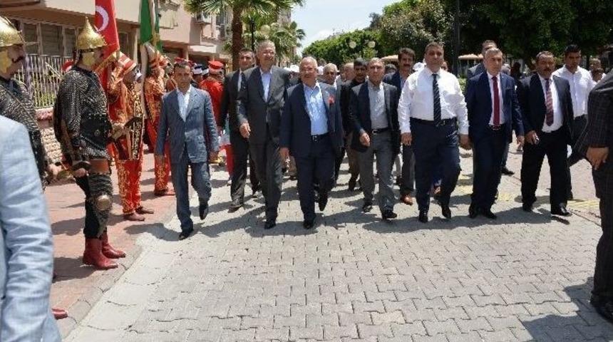 Mehteran Takımının G&ouml;sterisi İzleyicileri Coşturdu