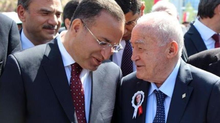 Bozdağ: Herkes Hdp'yi Parlatma, Şirin G&ouml;sterme Yarışında