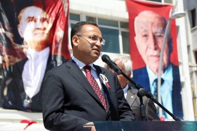 Bozdağ: Herkes Hdp yi Parlatma, Şirin G&ouml;sterme Yarışında 2