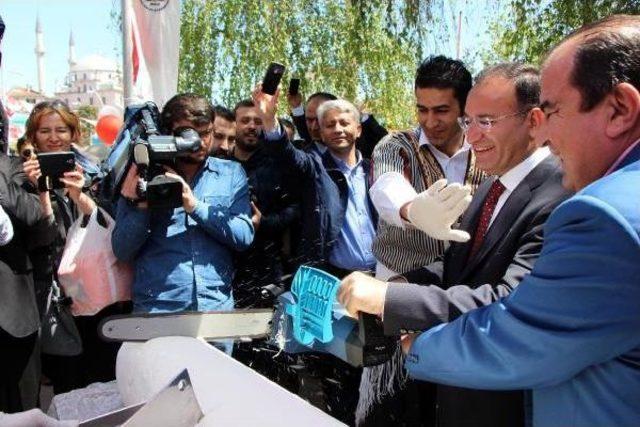 Bozdağ: Herkes Hdp yi Parlatma, Şirin G&ouml;sterme Yarışında 3