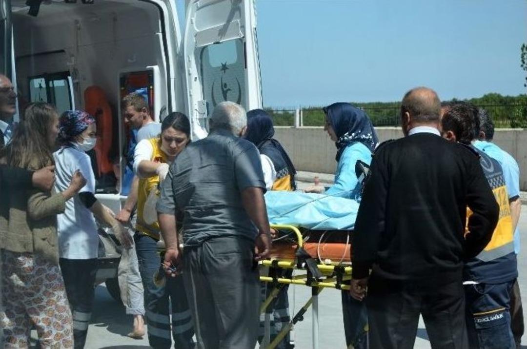 Bafra&rsquo;da Trafik Kazası: 1 &Ouml;l&uuml;, 4 Yaralı