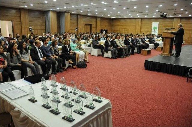 Şehitkamil&rsquo;li Kent G&ouml;n&uuml;ll&uuml;leri Sertifikalarını Aldı 1