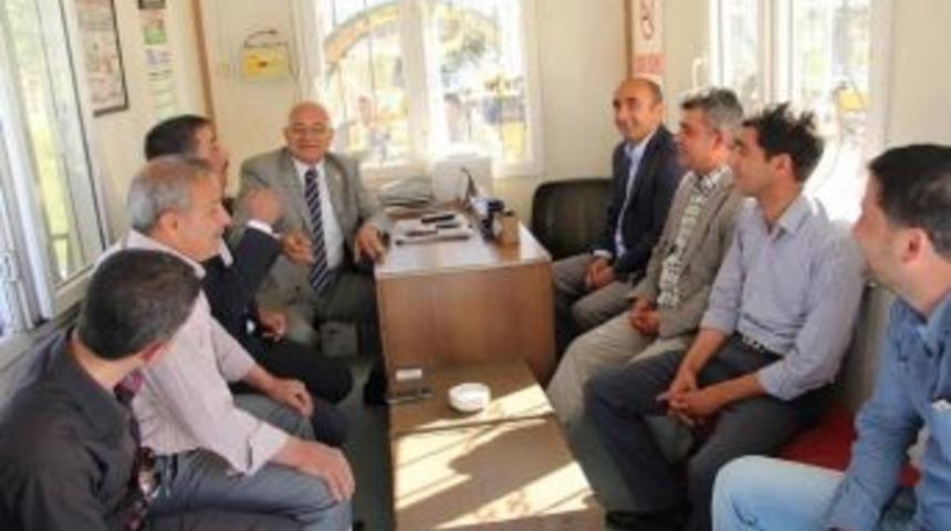 Taksiciler Ak Parti&rsquo;nin Uygulamalarından Memnun