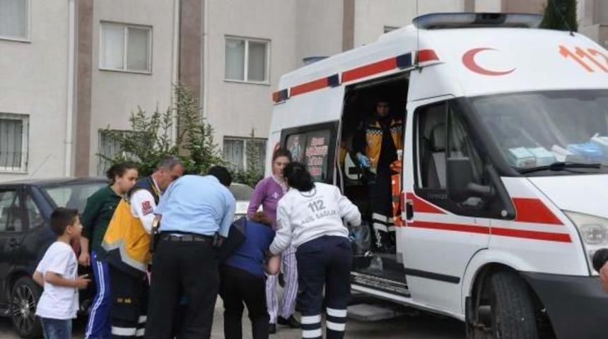 Bodrum Katta &Ccedil;ıkan Yangında 8 Kişi Dumandan Etkilendi