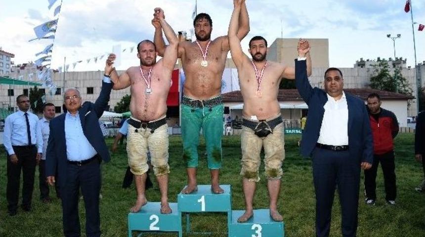 Tarsus&rsquo;ta Recep Kara Başpehlivan Oldu