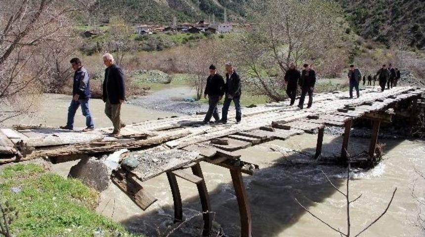 K&ouml;pr&uuml; Yapılmayınca K&ouml;yl&uuml;ler Sandığa Gitmedi