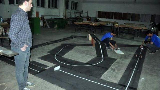 Yüksekovalı Öğrenciler Robot Yarışmasına Hazırlanıyor