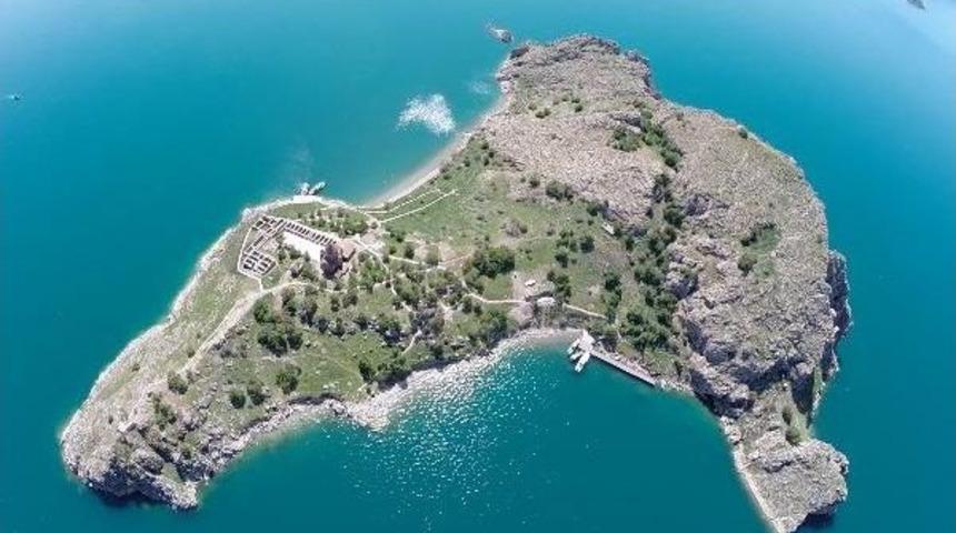 Van Inan&ccedil; Turizmi Ile Kalkınacak