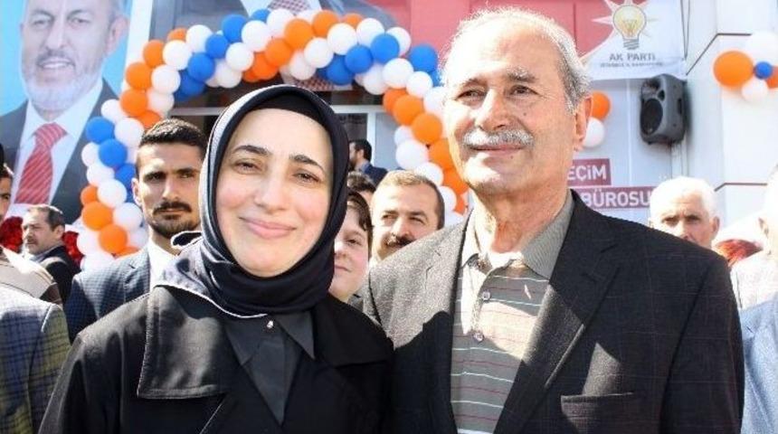 Ak Partili &Ouml;zlem Zengin&rsquo;e Baba Desteği