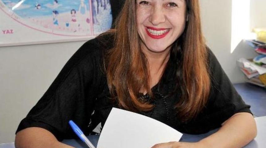 &Ouml;ğrencilere Tiyatro Sevgisi Aşılıyor