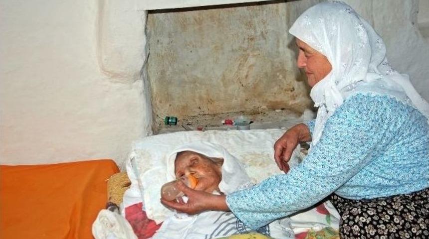 B&ouml;yle Gelin Dostlar Başına