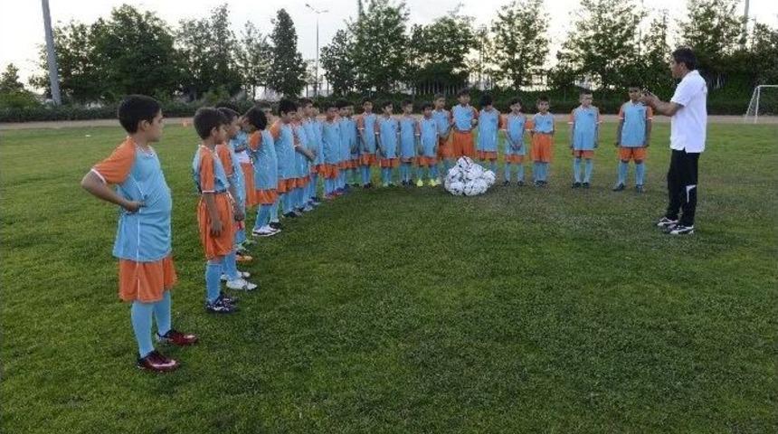 Belediyeden Spor Faaliyetlerine Destek