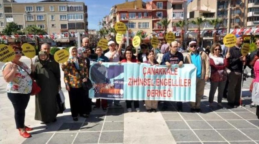 &Ccedil;anakkale'den Engelliler I&ccedil;in Toplumsal Birliktelik &Ccedil;emberi Oluşturdular