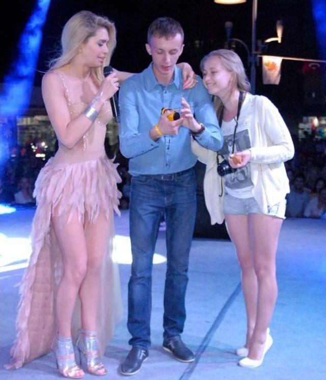 Ruslar, Zafer Bayramı nı Kutladı 2