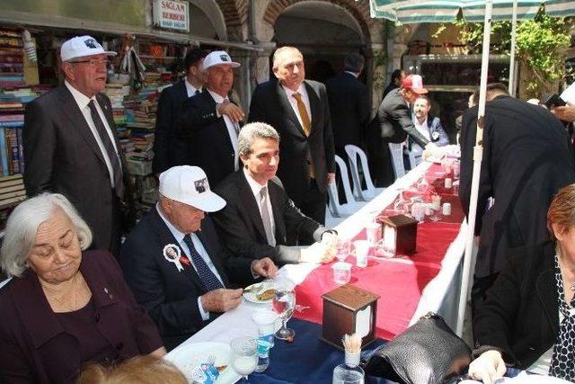 Bolu’da İzzet Baysal Şükran Günleri Kapsamında Halk Yemeği Düzenlendi