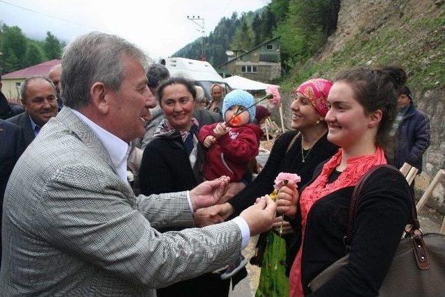 Pekşen, Şalpazarı’ndan Birlik Mesajı Verdi