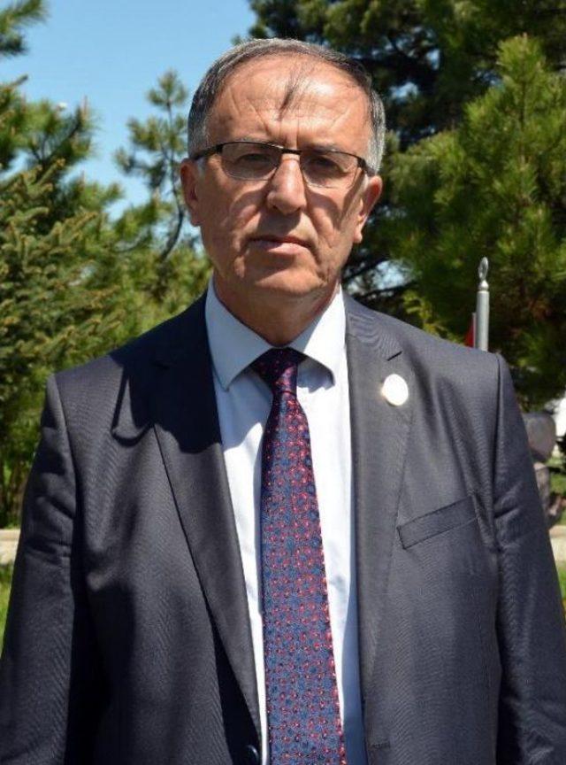 Şehitlikte Buruk &lsquo;Anneler G&uuml;n&uuml;&rsquo; Kutlaması 2