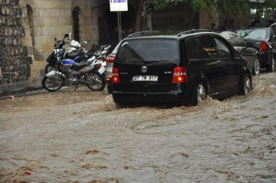 Kilis&rsquo;te Sağanak Yağmur