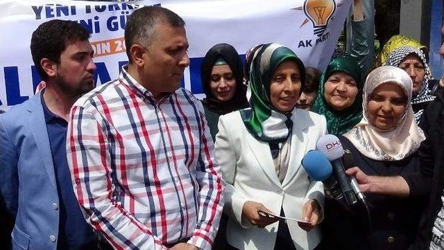 Ak Parti Kadın Kollarından ‘anneler Günü’ Yürüyüşü