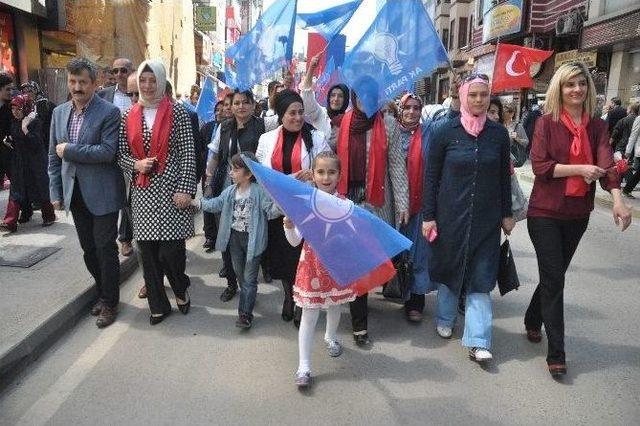 Ak Parti’li Milletvekili Adaylarından Chp’yi Şaşırtan Jest