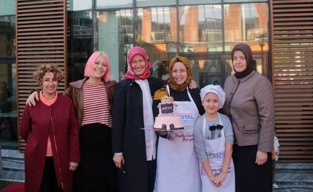 Miniklerden Birbirinden Renkli Pastalar 2