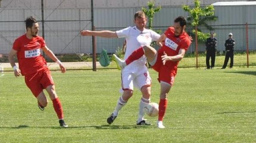 G&ouml;lc&uuml;kspor-Denizli B&uuml;y&uuml;kşehir Belediyespor: 1-0