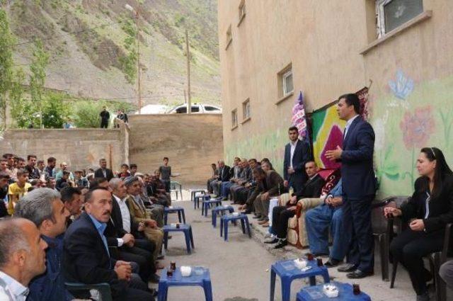 Hdp li Zeydan:türk Kardeşlerimiz Kürtlerden Özür Dilemeli 1