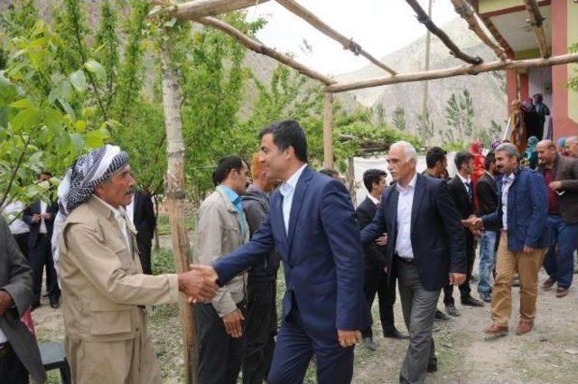 Hdp li Zeydan:türk Kardeşlerimiz Kürtlerden Özür Dilemeli 2