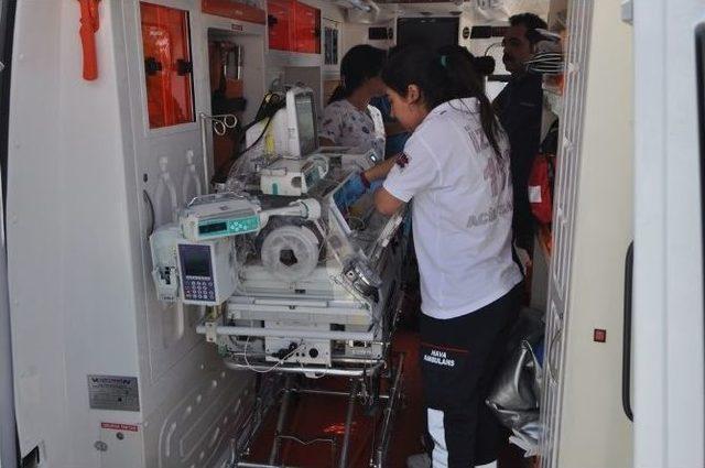 Bodrum’da Erken Doğan Bebek Ambulans Helikopterle İzmir’ Sevk Edildi