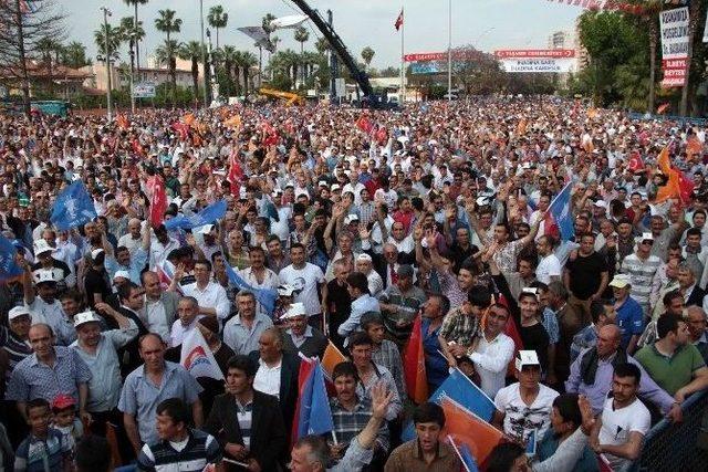 Başbakan Davutoğlu Adana’da