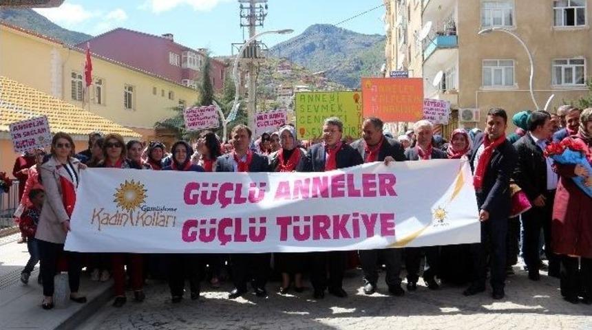 G&uuml;m&uuml;şhane&rsquo;de &lsquo;g&uuml;&ccedil;l&uuml; Anneler, G&uuml;&ccedil;l&uuml; T&uuml;rkiye&rsquo; Y&uuml;r&uuml;y&uuml;ş&uuml;
