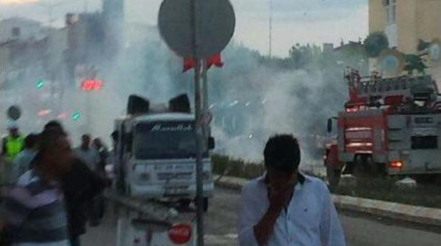 Hdp&rsquo;Nin Se&ccedil;im B&uuml;rosu A&ccedil;ılışına Gazlı M&uuml;dahale