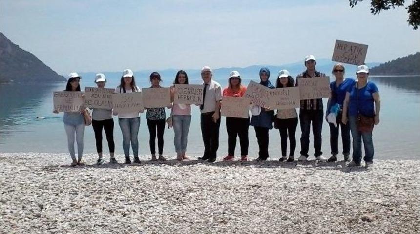 Akb&uuml;k&rsquo;te Kıyı Temizliği