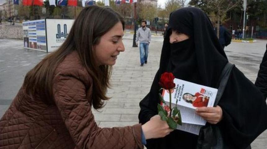 Oyunu Isteyen Kadın Vekil Adayını Oğluna Istedi