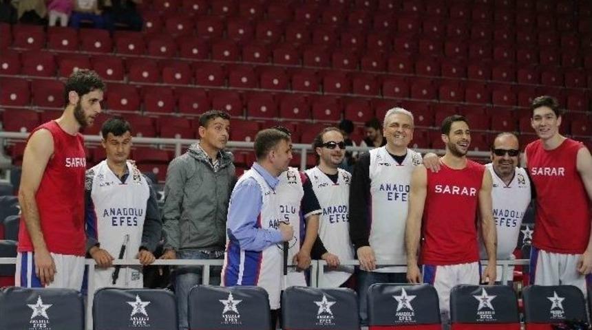 Anadolu Efes&rsquo;ten &Ouml;rnek Davranış