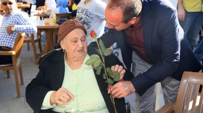 Başkan Duruay Anneler İle Buluştu