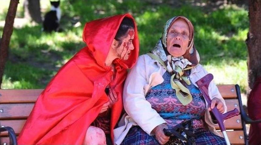 Zombiler, Yaşlı Kadına Kalp Krizi Ge&ccedil;irtecekti