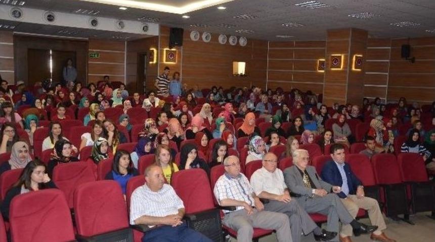 Eşref Kol&ccedil;ak İ&ccedil;ini D&ouml;kt&uuml;: