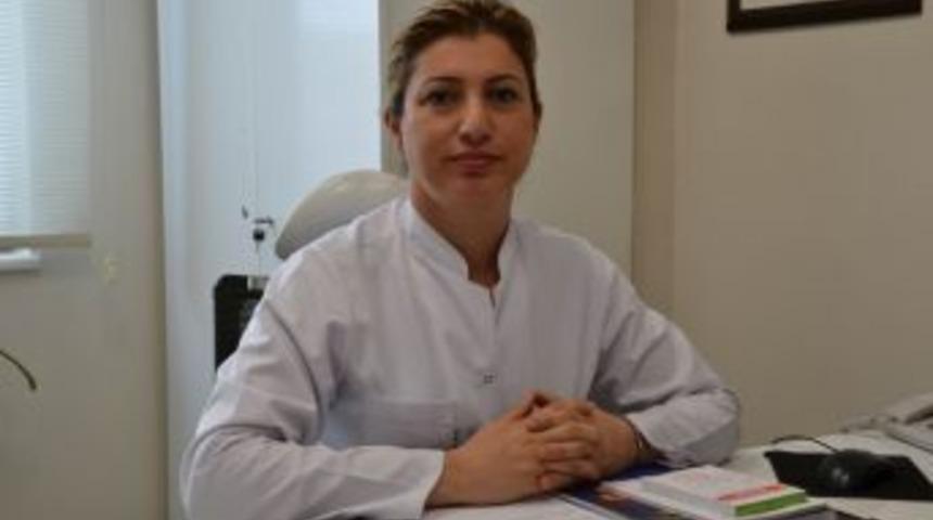 Politikacılara &rsquo;bol Sıvı T&uuml;ketin&rsquo; Tavsiyesi