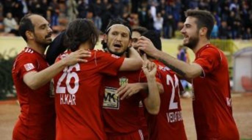 Yeni Malatyaspor&rsquo;da 14 Futbolcunun S&ouml;zleşmesi Sona Erdi