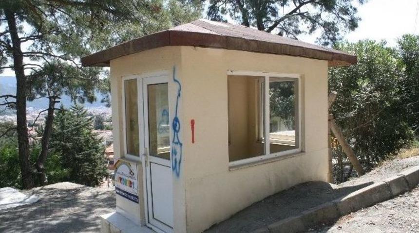 Evren Paşa&rsquo;nın Marmaris&rsquo;teki Evinin Koruma Kul&uuml;besi&rsquo;ne &Ccedil;irkin Saldırı