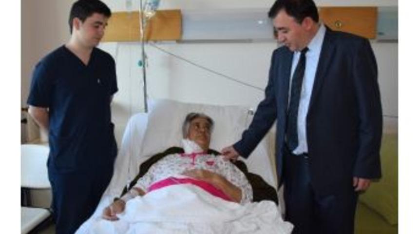 D&uuml;zce&rsquo;de Kolon T&uuml;m&ouml;rleri Artık Laparoskopik Yapılıyor