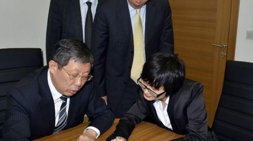 G&ouml;k&ccedil;ek, Şangay Belediye Başkanını Ağırladı