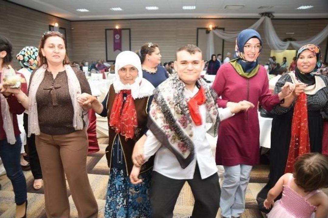 Şekame&rsquo;den Engellilere Asker Eğlencesi