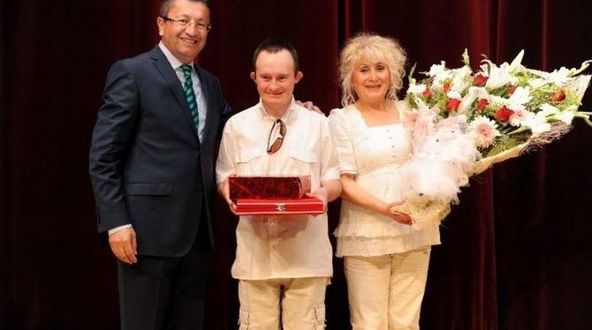 Sevgi Dolu Anneler G&uuml;n&uuml;