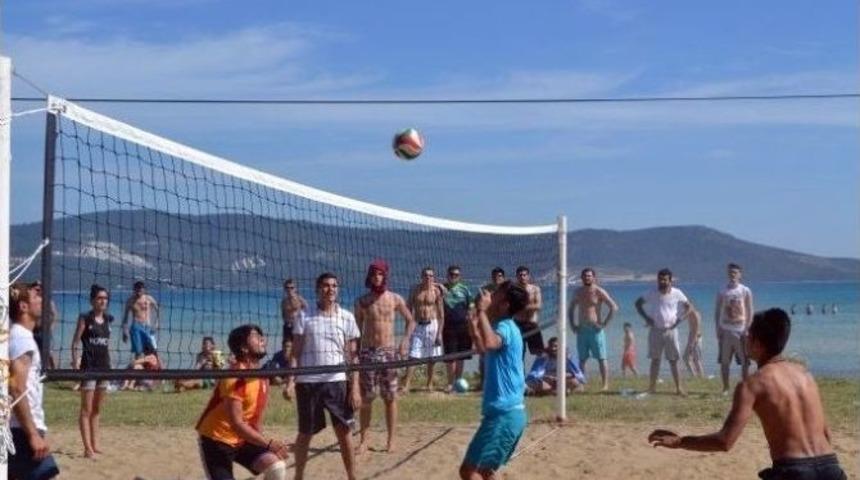 Didim&rsquo;de Yapılan 4. Plaj Şenliği Yine Renkli G&ouml;r&uuml;nt&uuml;lere Sahne Oldu