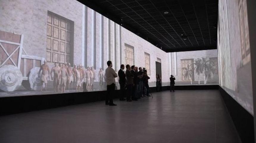 Vali K&uuml;&ccedil;&uuml;k &ldquo;m&uuml;zemiz D&uuml;nyada Ses Getirecek&rdquo;